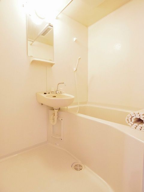 バス・シャワールーム　※同仕様写真です