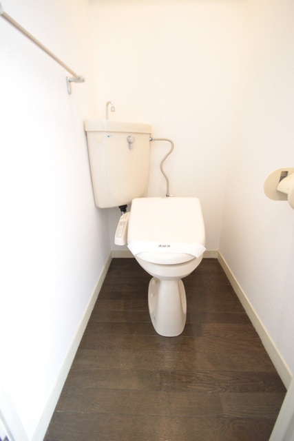 トイレ　別室の参考写真です。※現況優先