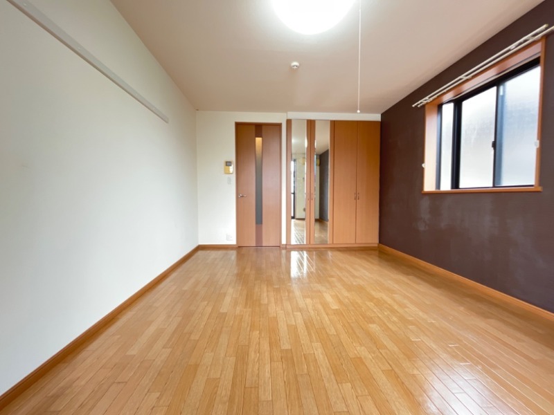 居室・リビング　図面と現状に相違がある場合には現状を優先