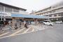 コンビニ　ローソン松山湊町七丁目店（コンビニ）まで243m