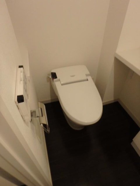 トイレ　落ち着いたトイレです