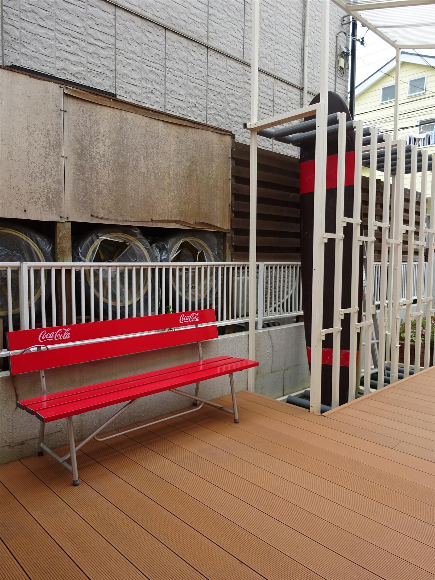 その他設備　共用デッキ・ボードラック