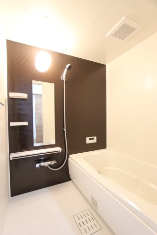 バス・シャワールーム　参考写真です。現況優先。