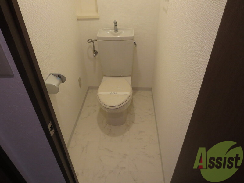 トイレ　シンプルなトイレはお掃除が楽ちん。清潔感あります～