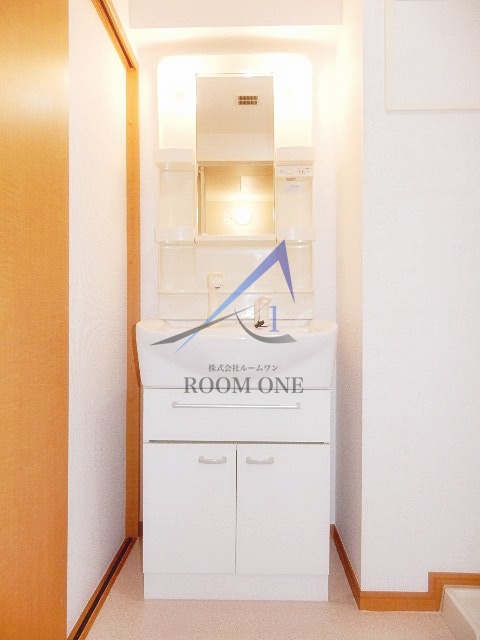 洗面設備　洗面台です。