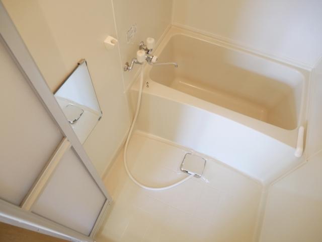 バス・シャワールーム　浴室