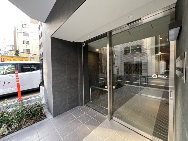 エントランス　ようこそ！