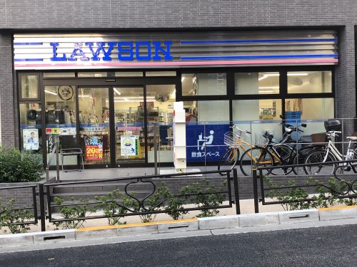 コンビニ　ローソン 文京 サッカー通り店（コンビニ）まで213m
