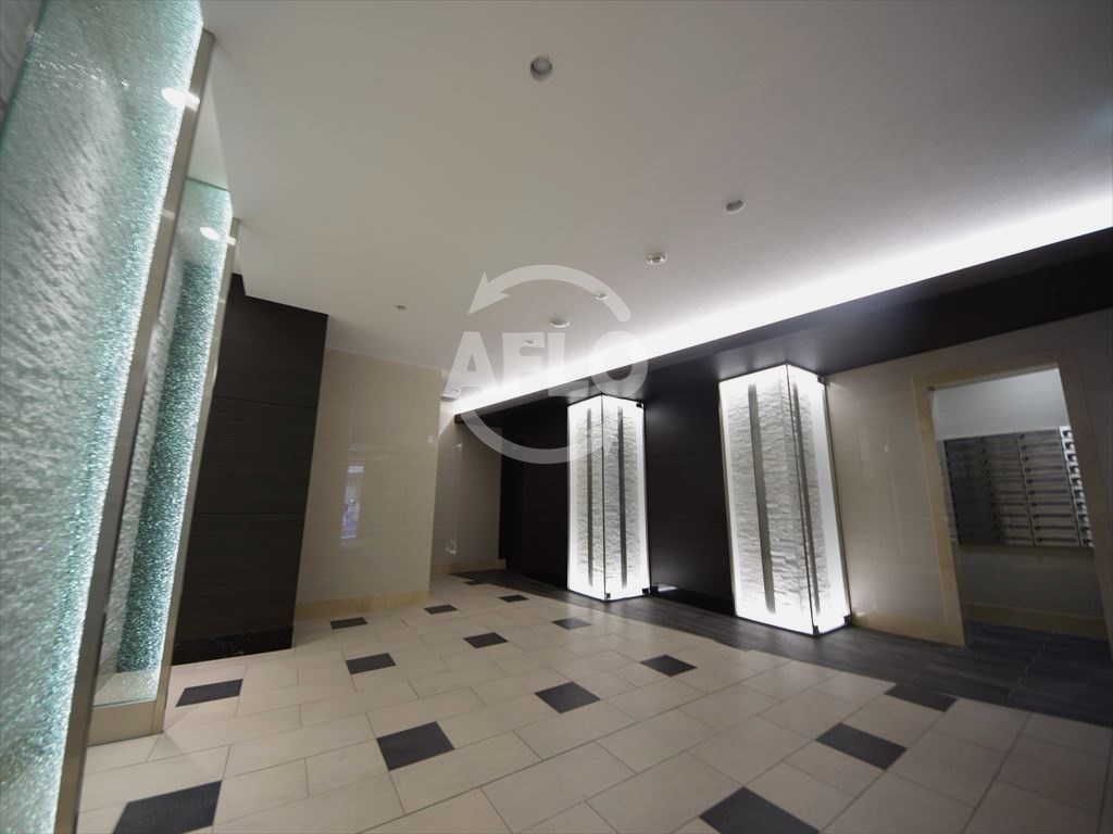 ロビー　高級感溢れるエントランスロビー