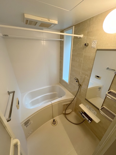 バス・シャワールーム　★追焚機能　浴室乾燥機付きのバスルーム★