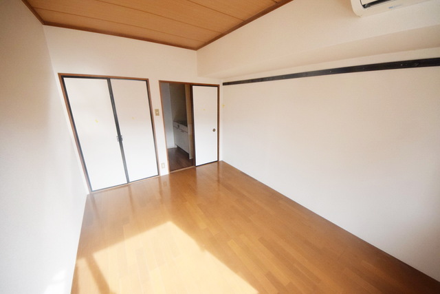 居室・リビング　～ご飯できたよ～