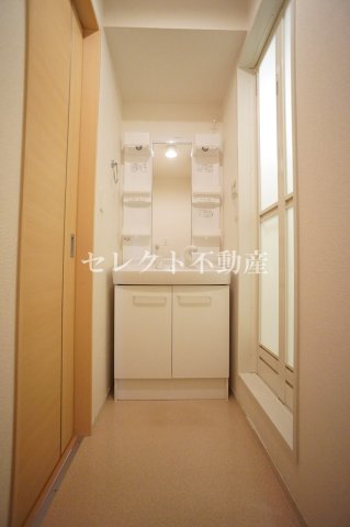 洗面設備　【サンクレイン】忙しい朝には欠かせない洗面所です