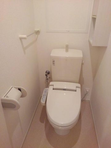 トイレ　【サンクレイン】シンプルで使いやすいトイレです