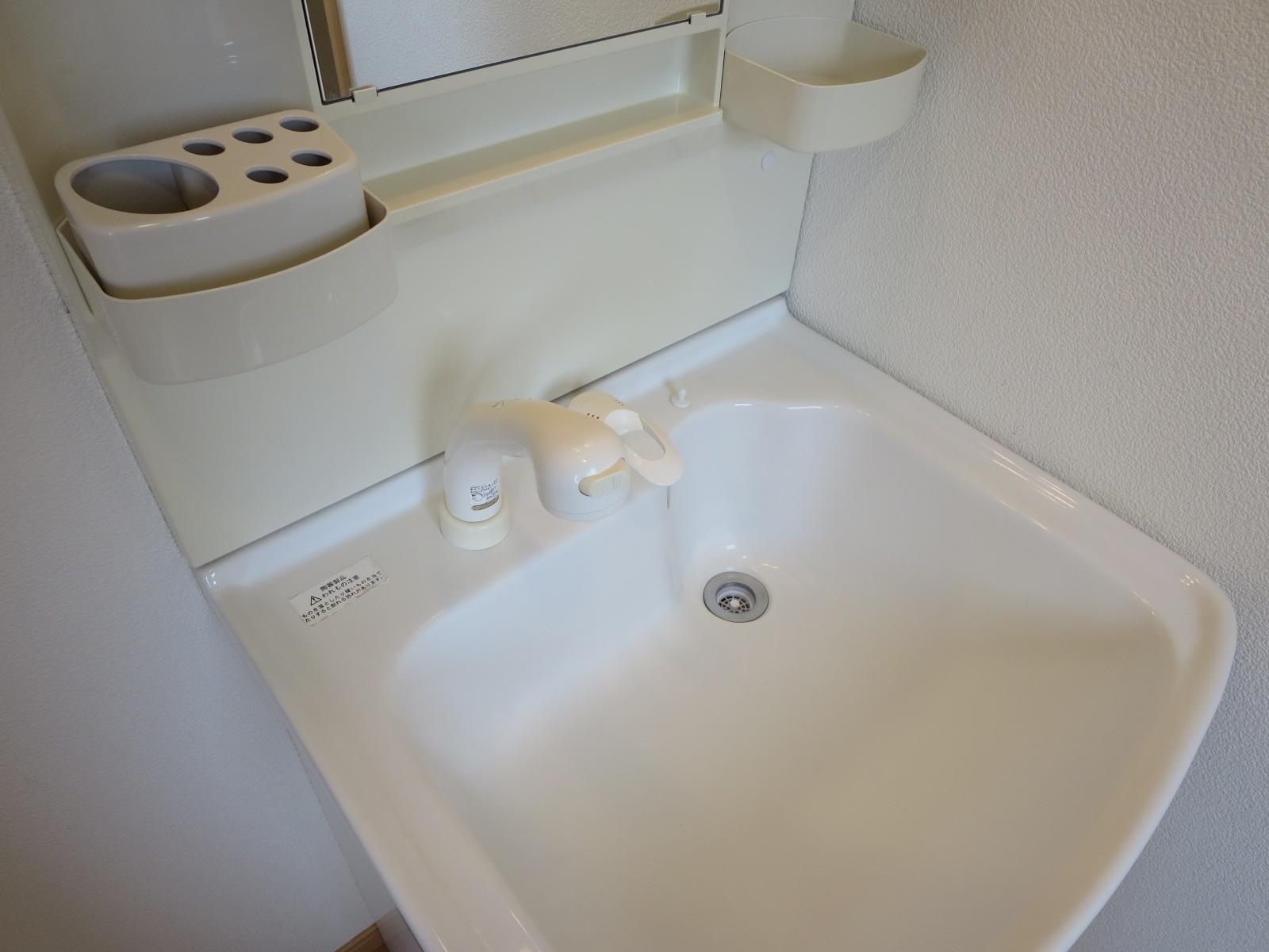 洗面設備　※中部屋です