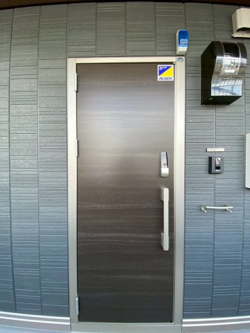 玄関　シンプルで使いやすい玄関です