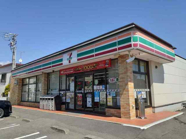 コンビニ　セブンイレブン三ヶ日西天王町店（コンビニ）まで1300m