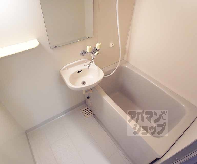 バス・シャワールーム　２点セパレートです。