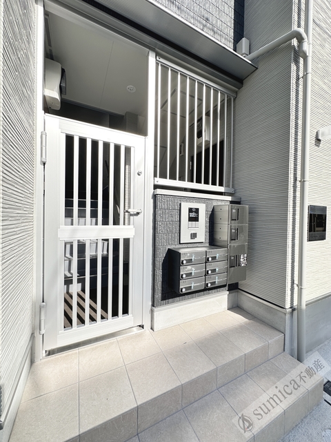 エントランス　オートロック完備で部外者をシャットアウト！