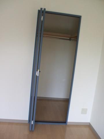 収納　収納は嬉しいウォークインです