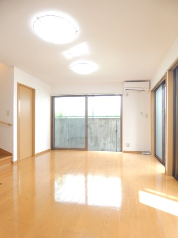 居室・リビング　居室