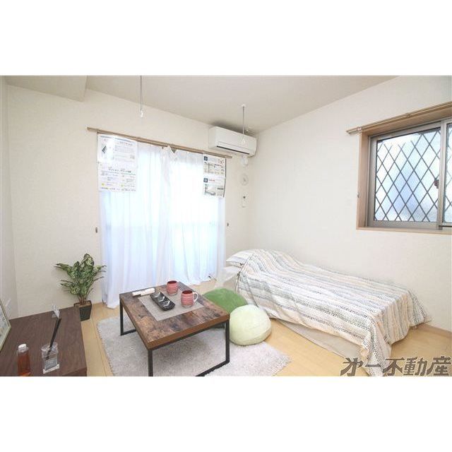 建物外観　洋室