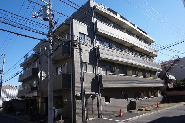 建物外観　鉄筋コンクリートマンション