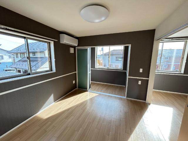 居室・リビング　リビング