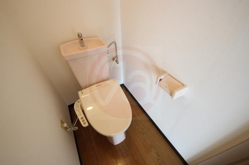 トイレ　トイレもきれいです