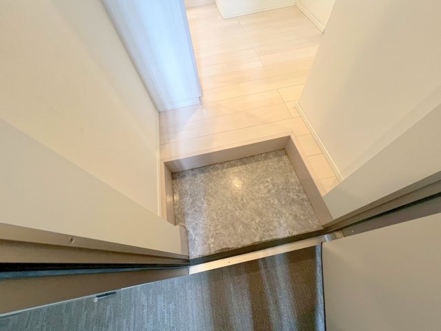 玄関　素敵な玄関は毎朝あなたを元気に送りだしてくれますよ。