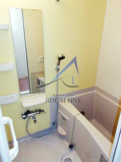 バス・シャワールーム　お風呂です。