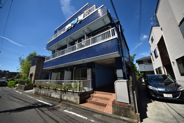 建物外観　★青い空、白い雲★