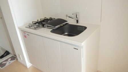 キッチン　2口コンロ付きのシステムキッチン