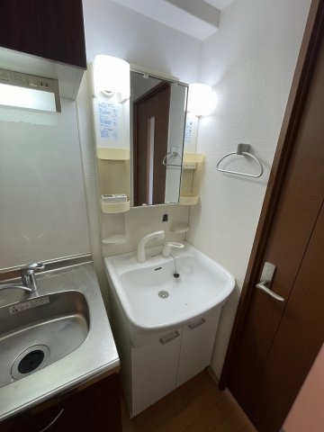 洗面設備　忙しい朝には欠かせない洗面所です