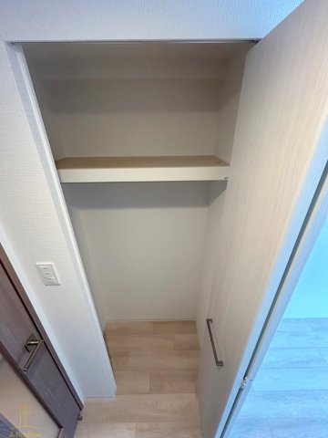 収納　エスリード　ザ・カレント大阪