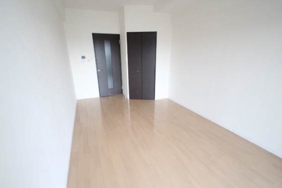 居室・リビング　※別部屋の写真です