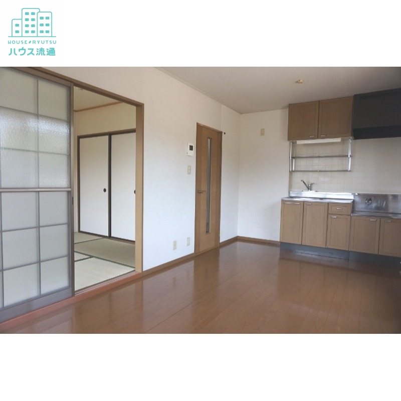 居室・リビング　※別号室の写真です