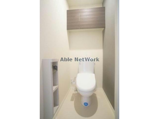 トイレ　温水洗浄便座