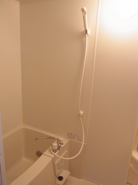 バス・シャワールーム　浴室