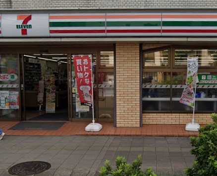コンビニ　セブンイレブン 横浜上反町店（コンビニ）まで408m