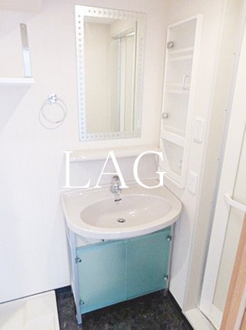 洗面設備　洗面台です。