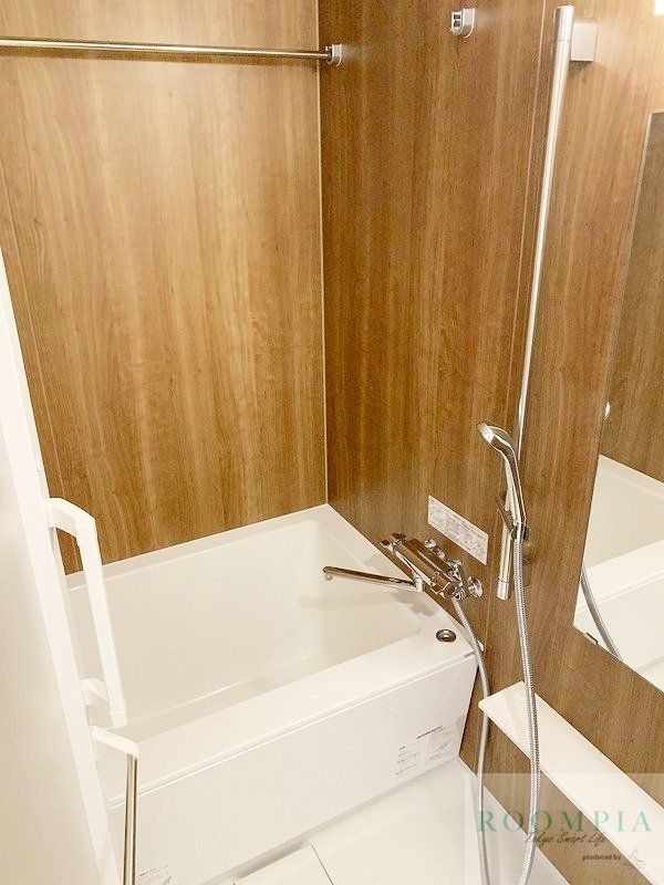 バス・シャワールーム　バス