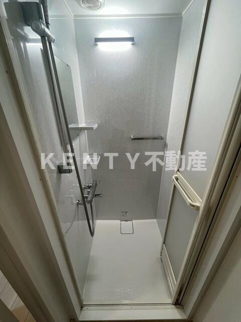 バス・シャワールーム　シャワールーム付きの物件です