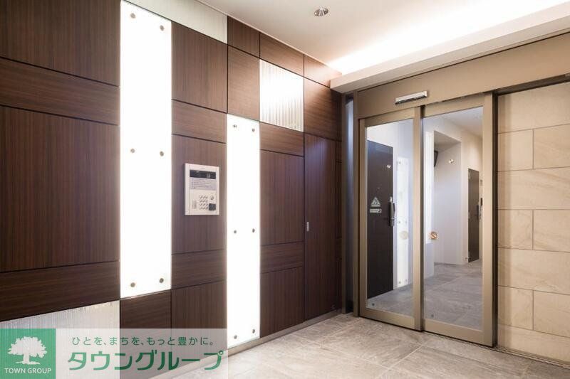 エントランス　エントランス