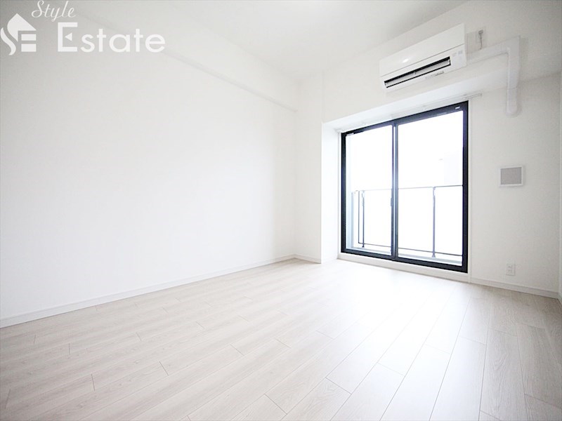 居室・リビング　内装