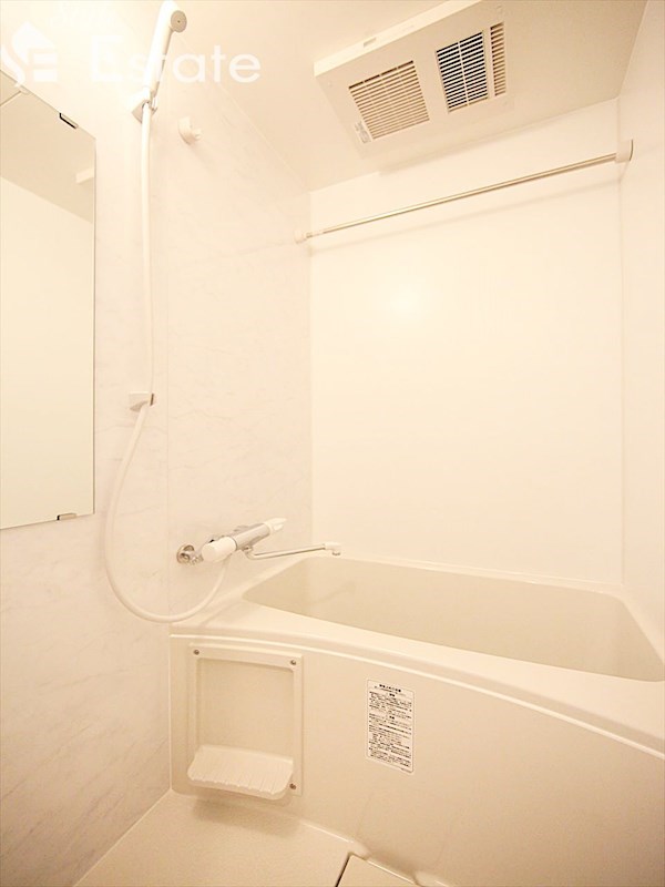 バス・シャワールーム　バスルーム