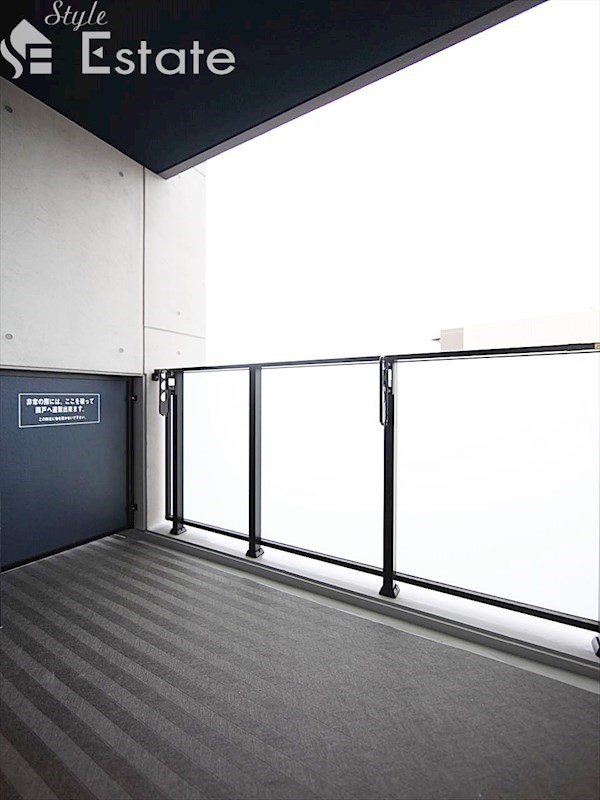 バルコニー　バルコニー