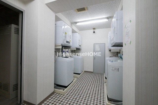 ロビー　建物の内部です