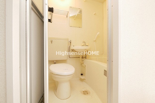 トイレ　コンパクトで使いやすいトイレです