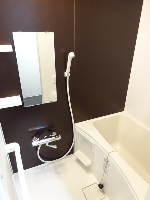 バス・シャワールーム　★追焚き機能付きバス★※同間取り参考写真