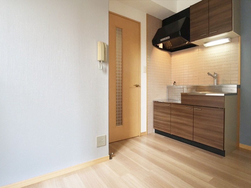 居室・リビング　家具の配置がしやすいリビングですね